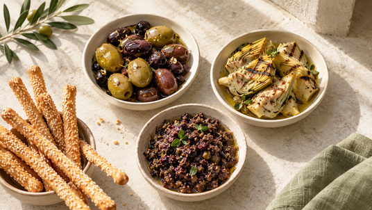 Olive & Artichoke Dip-and-Crunch Kit — serving suggestion
