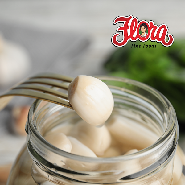 Flora Foods Whole Garlic Cloves in Water Brine Peeled Fresh